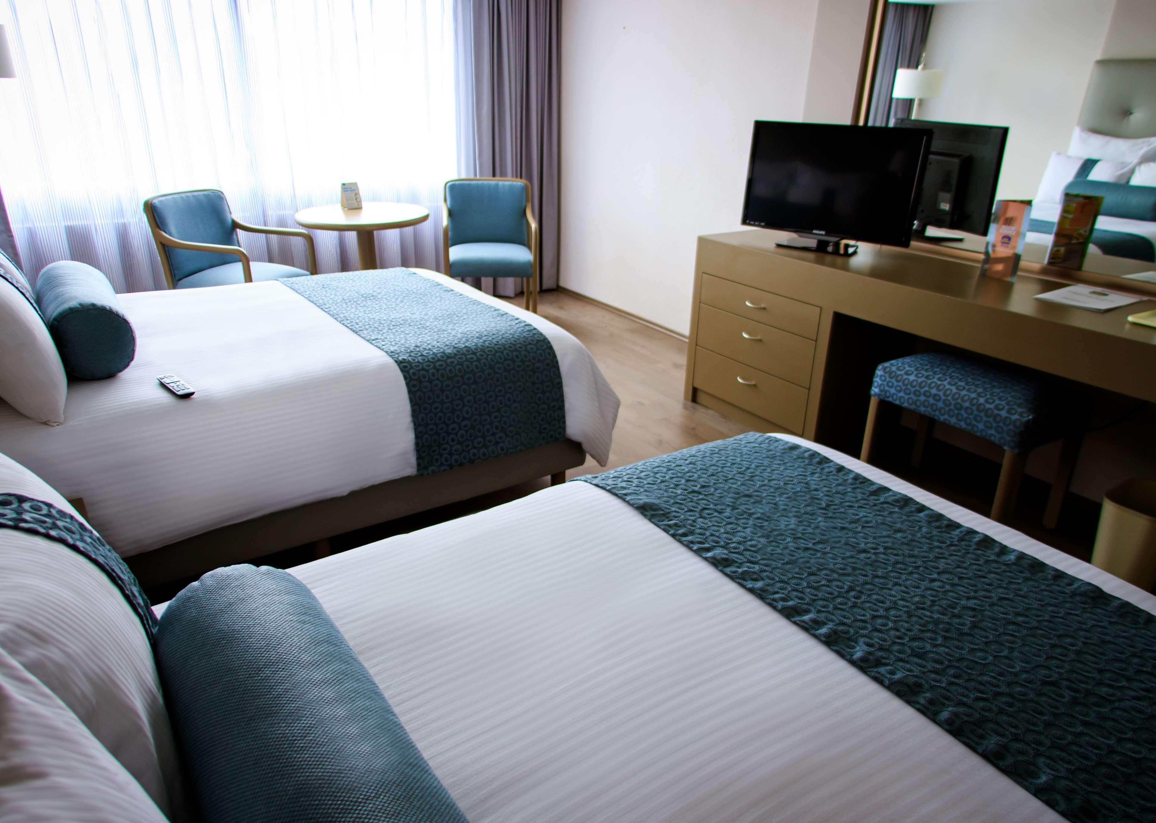 Grand Cantalagua Hotel Morelia, BW Signature Collection Εξωτερικό φωτογραφία A room at the hotel