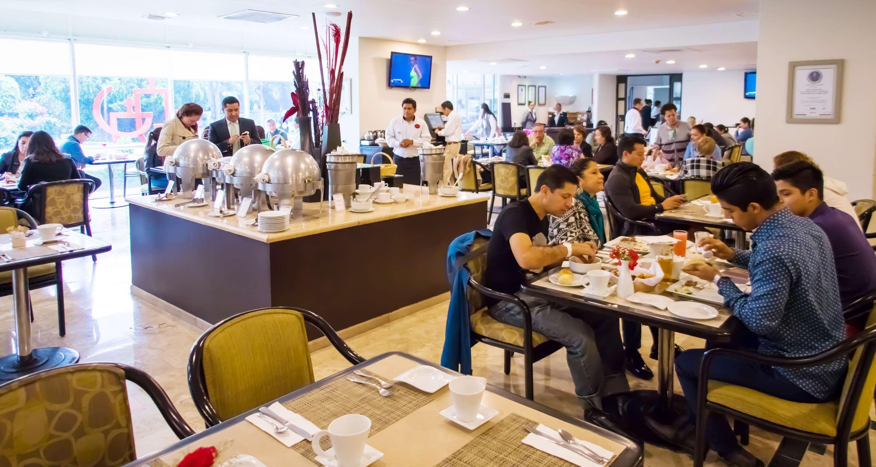 Grand Cantalagua Hotel Morelia, BW Signature Collection Εξωτερικό φωτογραφία The lounge at KLIA