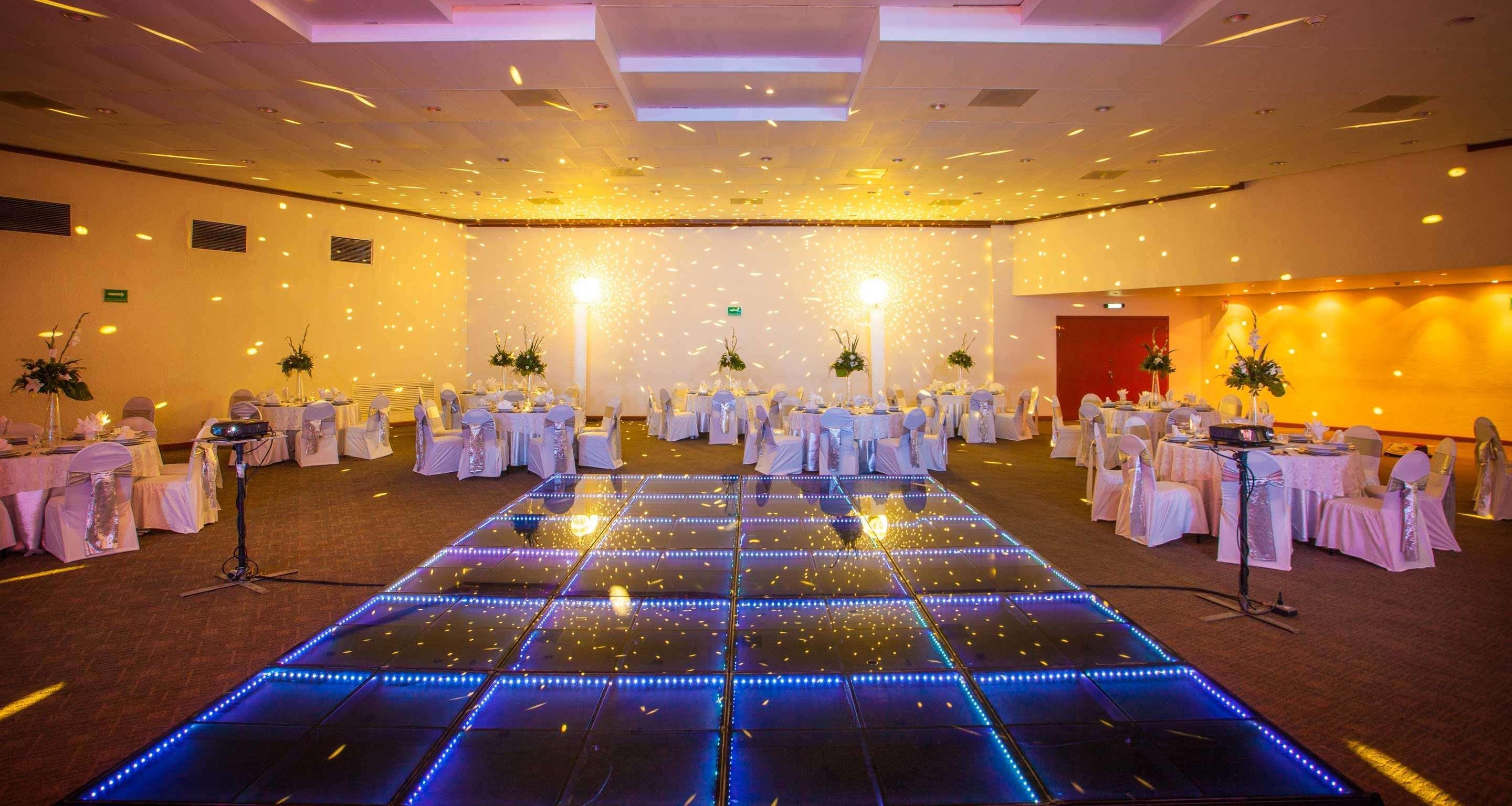 Grand Cantalagua Hotel Morelia, BW Signature Collection Εξωτερικό φωτογραφία The ballroom at the Crowne Plaza Hotel, Dublin Airport