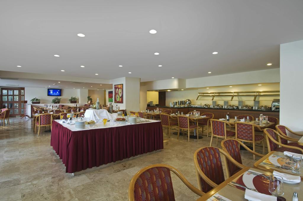Grand Cantalagua Hotel Morelia, BW Signature Collection Εστιατόριο φωτογραφία The restaurant
